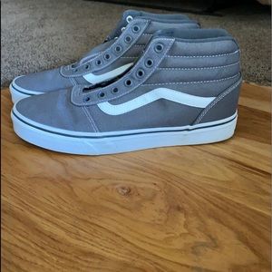 VANS GREY HIGH TOPS